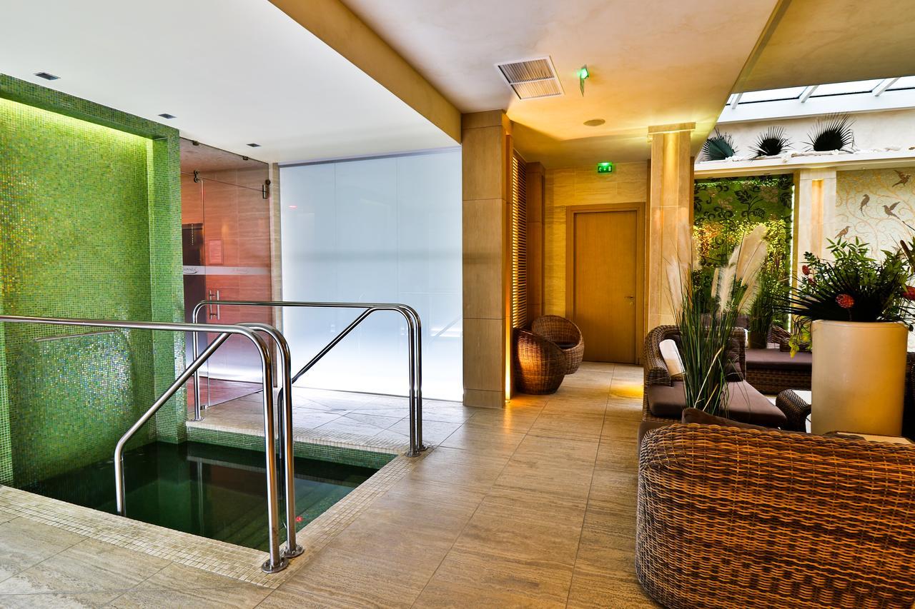 La Farandole Hotel 4*